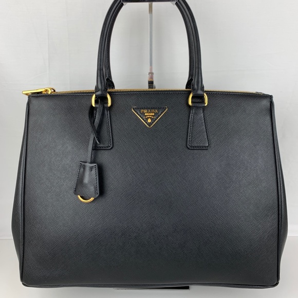 Prada Handbags - New Prada Italian Galleria Large Double Zip Tote